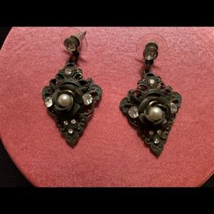 Gorgeous Vintage Earrings!